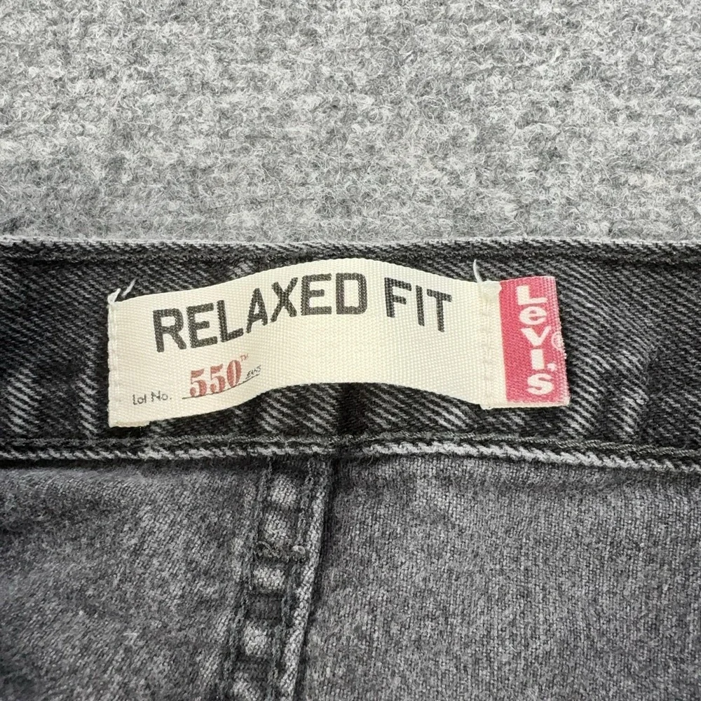 Levis 550 Jeans Mens 30x28 Black Relaxed Fit Tapered Denim Pants